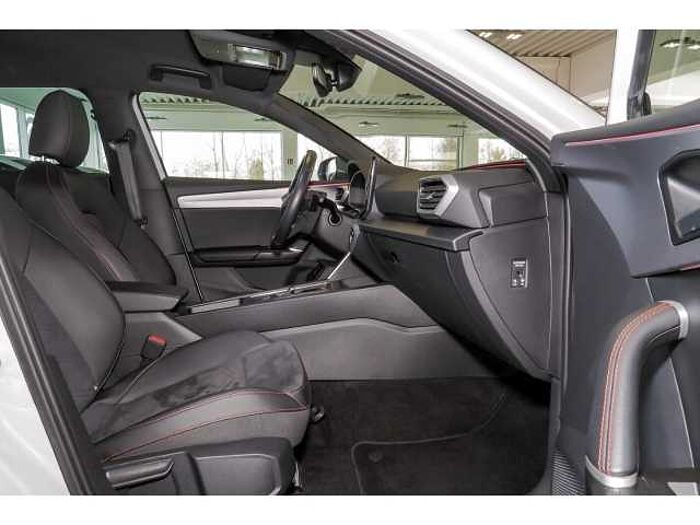 SEAT Leon FR 1.4 e-Hybrid DSG+NAVI+CARPL+R-KAM+S/LHzg+