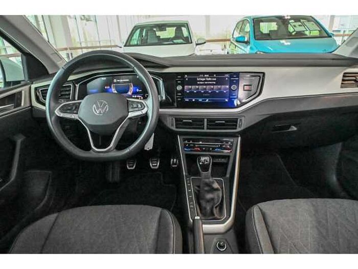 Volkswagen Polo VI Move +Sitz-HZG.+DAB+CARPLAY+PDC+Bluetooth+