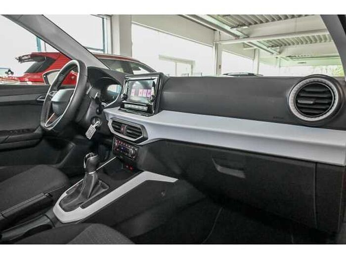 SEAT Arona Style 1.0 TSI+CARPLAY+SiHzg+PDC+LED+KLIMAAUT+