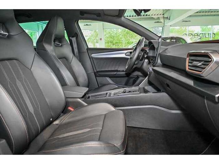 CUPRA Leon ST VZ 4Drive+AHK+PANO+eKLAPPE+CARPLAY+BLIND SPOT+