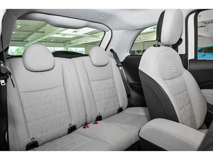 Fiat 500e La Prima 3+1+NAVI+CARPL+S Hzg+R-KAM+2xPDC+BLIND SPOT+