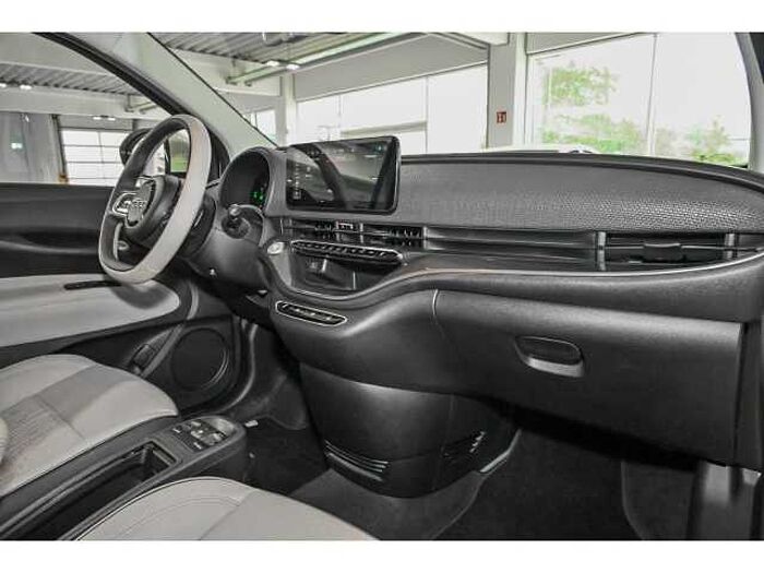 Fiat 500e La Prima 3+1+NAVI+CARPL+S Hzg+R-KAM+2xPDC+BLIND SPOT+