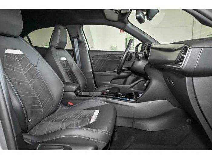 Opel Mokka Ultimate 1.2 AT+LED+NAVI+CARPL+2xPDC+R-KAM+