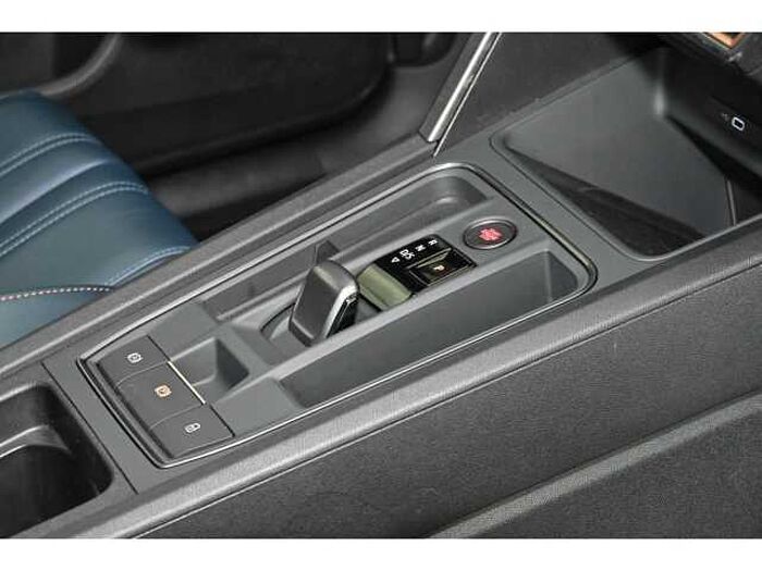 CUPRA Formentor VZ 1.4 e-HYB+AHK+APP+NAVI+BLIND SPOT+R-KAM+