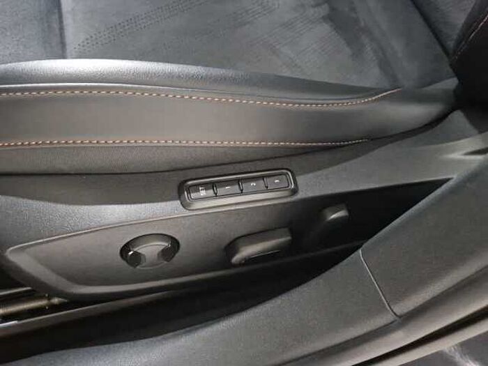 CUPRA Formentor 1.5 eTSI DSG+AHK+MATRIX+APP+e-KLAPPE+KAM+