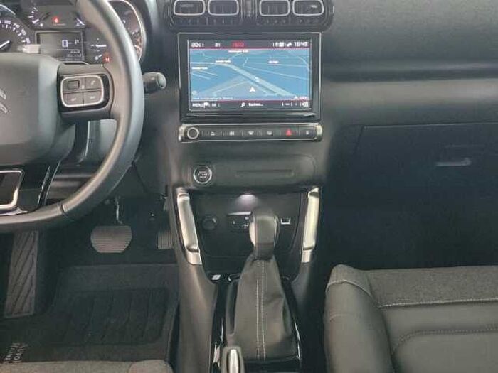 Citroen C3 Aircross Shine Pack PT 130+AHK+NAV+APP+PDC/KAM+S Hzg+