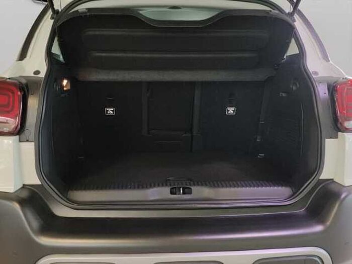 Citroen C3 Aircross Shine Pack PT 130+AHK+NAV+APP+PDC/KAM+S Hzg+