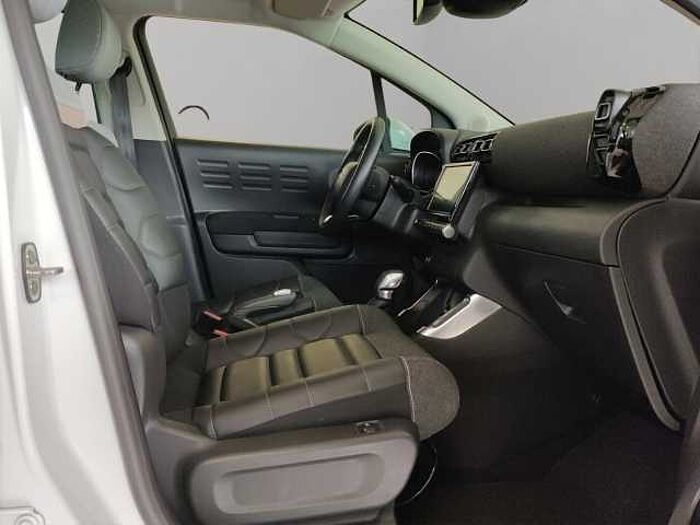 Citroen C3 Aircross Shine Pack PT 130+AHK+NAV+APP+PDC/KAM+S Hzg+