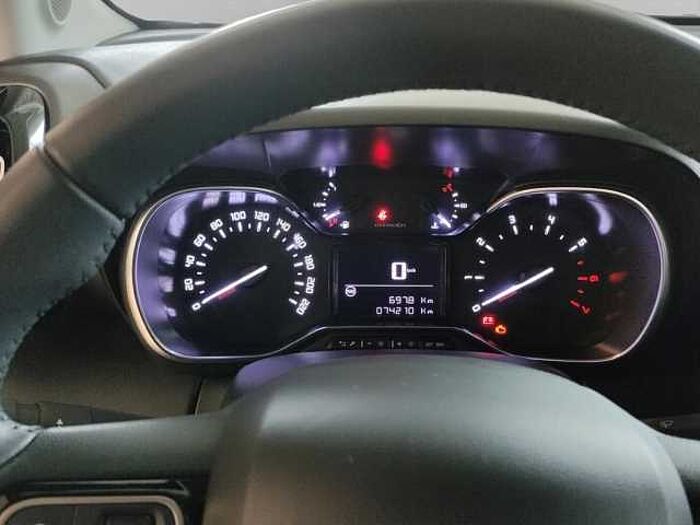 Citroen C3 Aircross Shine PT 110+NAVI+CARPLAY+ALLWETTER+R_KAM