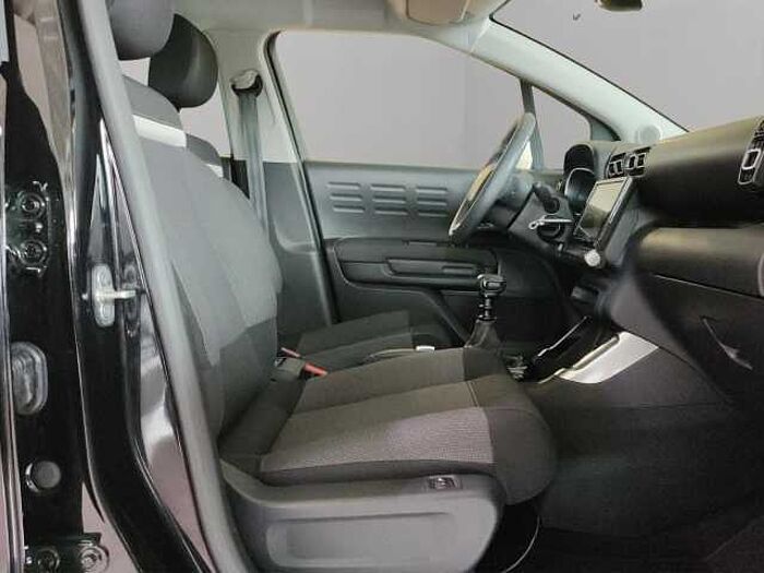 Citroen C3 Aircross Shine PT 110+NAVI+CARPLAY+ALLWETTER+R_KAM