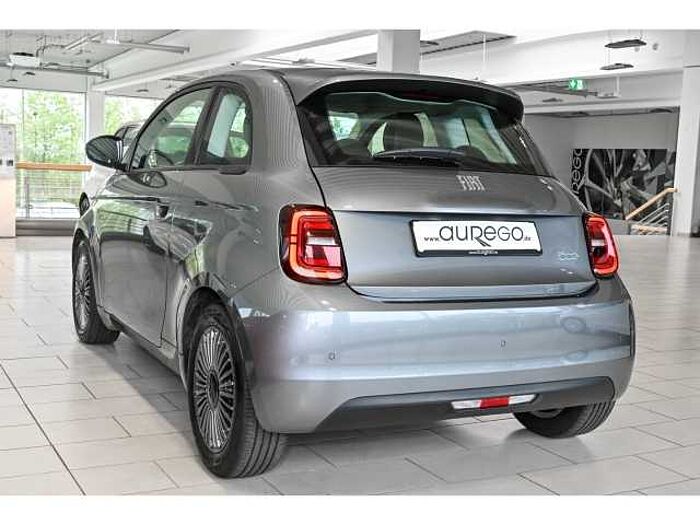 Fiat 500e Icon+NAVI+CARPLAY+SITZHEIZUNG+PDC+KLIMAAUTO+