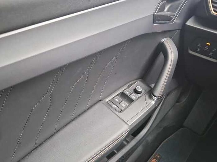 CUPRA Formentor 1.5 TSI 7-Gang-DSG+NAVI+E-KLAPPE+R-KAM+CARPLAY+