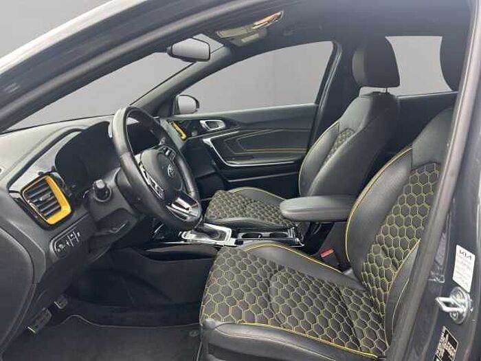 Kia XCee'd Xdition 1.5 T-GDI Navi+ Memory+JBL+DigitalesCockpit+LED+ACC+AppleCarPlay XCeed