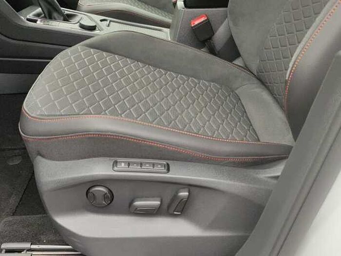 SEAT Tarraco FR 2.0 TDI 7-G-DSG+NAV+ACC+eKLAPPE+INDUKTION+