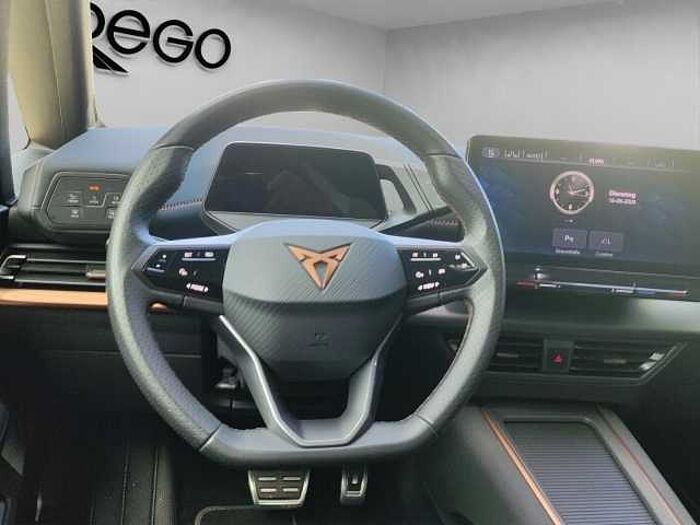 CUPRA Born 62 KW+NAVI+ACC+PANO+S HZG+ R-KAM+LED+