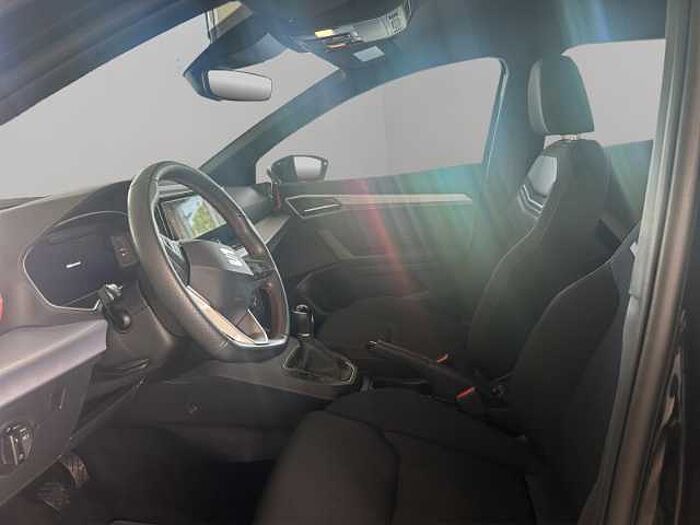 SEAT Ibiza FR 1.0 TSI+GJR+NAVI+CARPLAY+2xPDC+R-KAM+SHZ
