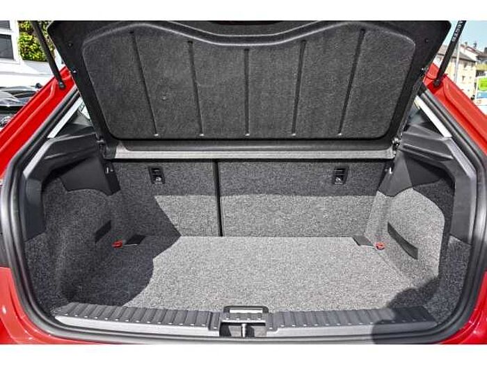 SEAT Ibiza Style 1.0 TSI +SHZ+KLIMAAUT+PDC+KAMERA+LED