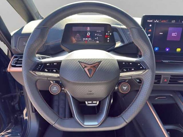 CUPRA Born NAVI+BEATS+ACC/PCC+PARK-ASS+SHZ+WÄRMEPUMPE+