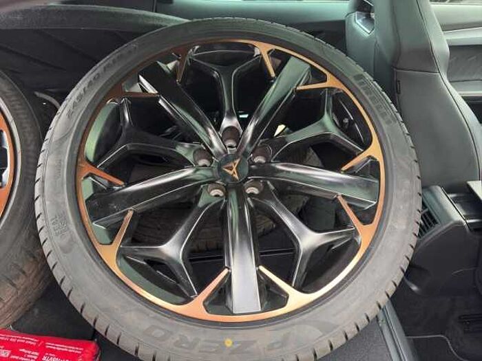 CUPRA Formentor VZ 2.0 4DRIVE+BEATS+PLA+PANO+SHZ+WKR+E-KLAPPE+