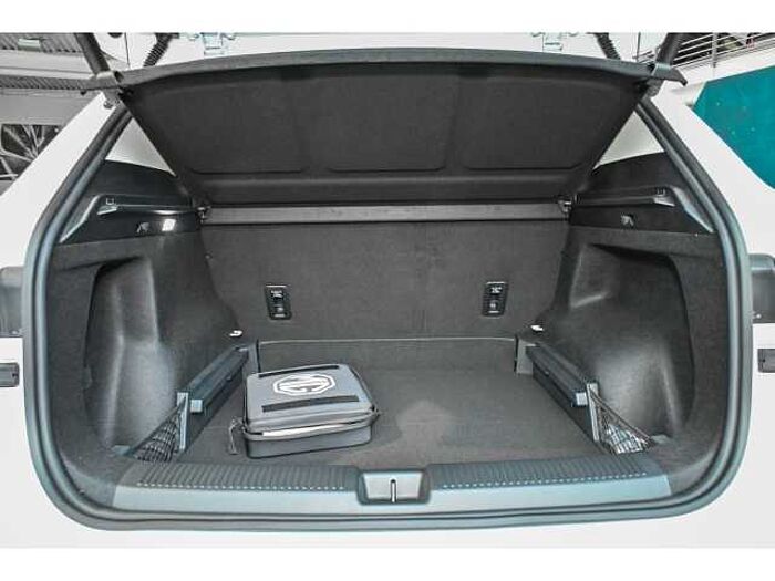 MG MGS5 EV StandHZG Navi Leder 360 Kamera LED ACC El. Heckklappe Apple CarPlay Andr