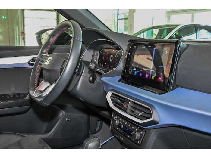 SEAT Arona FR 1.5 DSG+NAVI+PLA+SHZ+ACC+KESSY+ACC+LED+