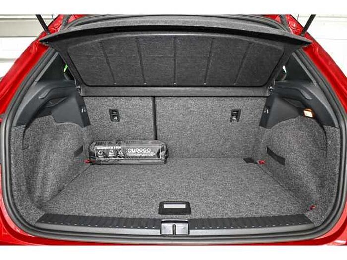 SEAT Arona FR 1.5 DSG+NAVI+PLA+SHZ+ACC+KESSY+ACC+LED+