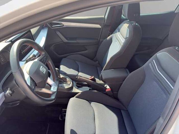 SEAT Ibiza FR 1.5 PRO BLACK EDITION+2xPDC+SHZ+DESIGN+