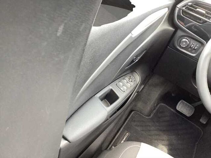 Opel Corsa 1.2 EDITION AT+SHZ+LRH+2xPDC+LED+