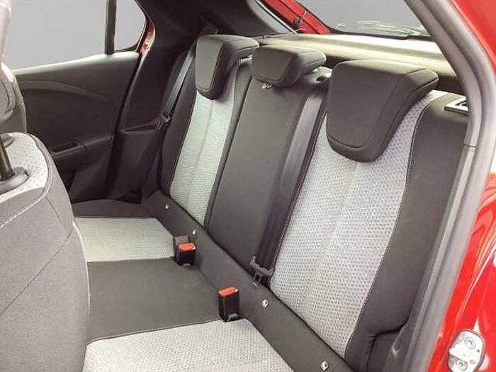 Opel Corsa 1.2 EDITION AT+SHZ+LRH+2xPDC+LED+