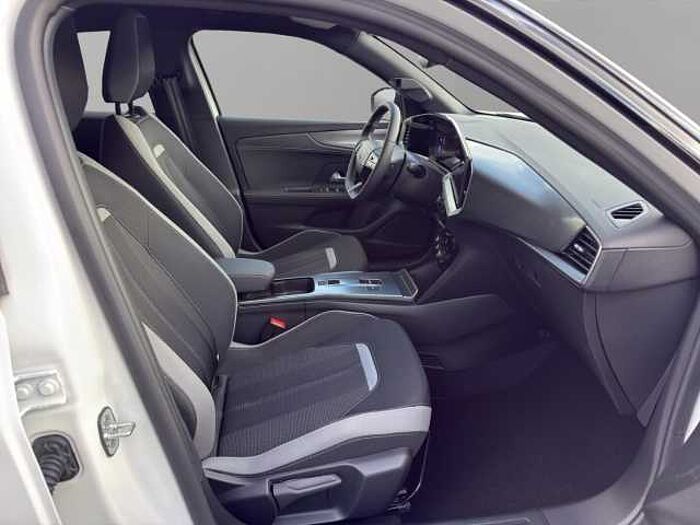 Opel Mokka GS HYBRID 145PS AT+SHZ+LRH+TWA+R-KAM-KEYLESS+