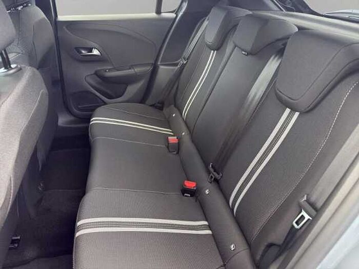 Opel Corsa GS HYBRID 110 PS AT+NAVI+TWA+R-KAM+SHZ+GJR+KEYLESS