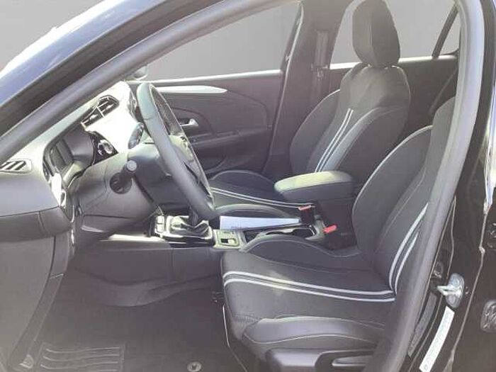 Opel Corsa 1.2 GS+NAVI+GJR+TWA+2xPDC+R-KAM+KEYLESS+