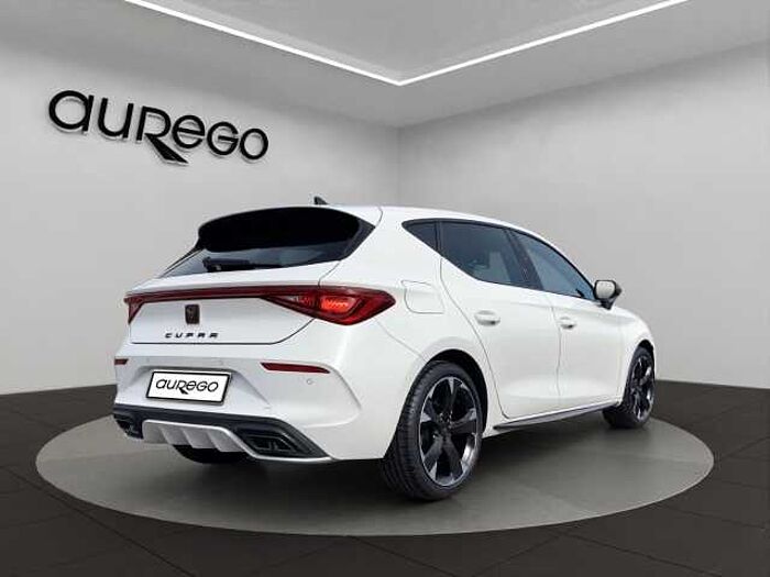 CUPRA Leon 1.5 eTSI DSG+KESSY+FULL-LINK+18''ALU+LRH+
